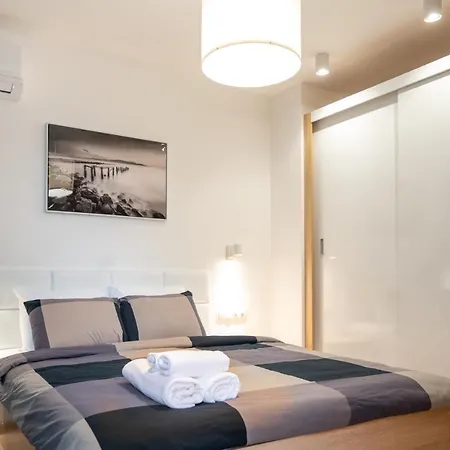 Modern And Cozy 1bdr In The Center صوفيا
