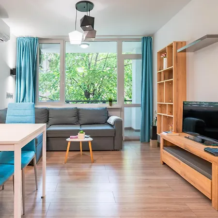 Modern And Cozy 1bdr In The Center Lejlighed